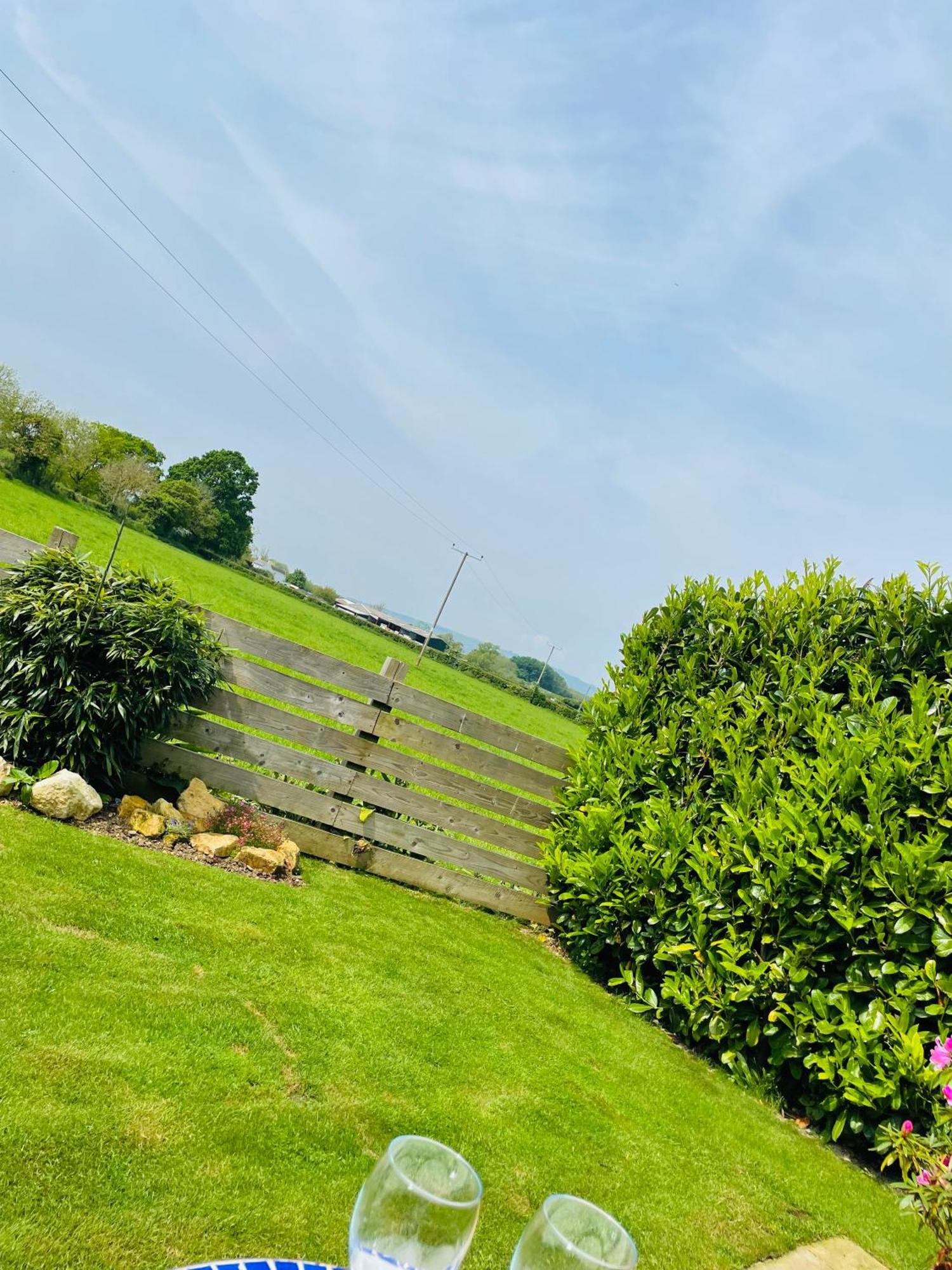 Keepers Lodges Broadway (Worcestershire) Exterior foto