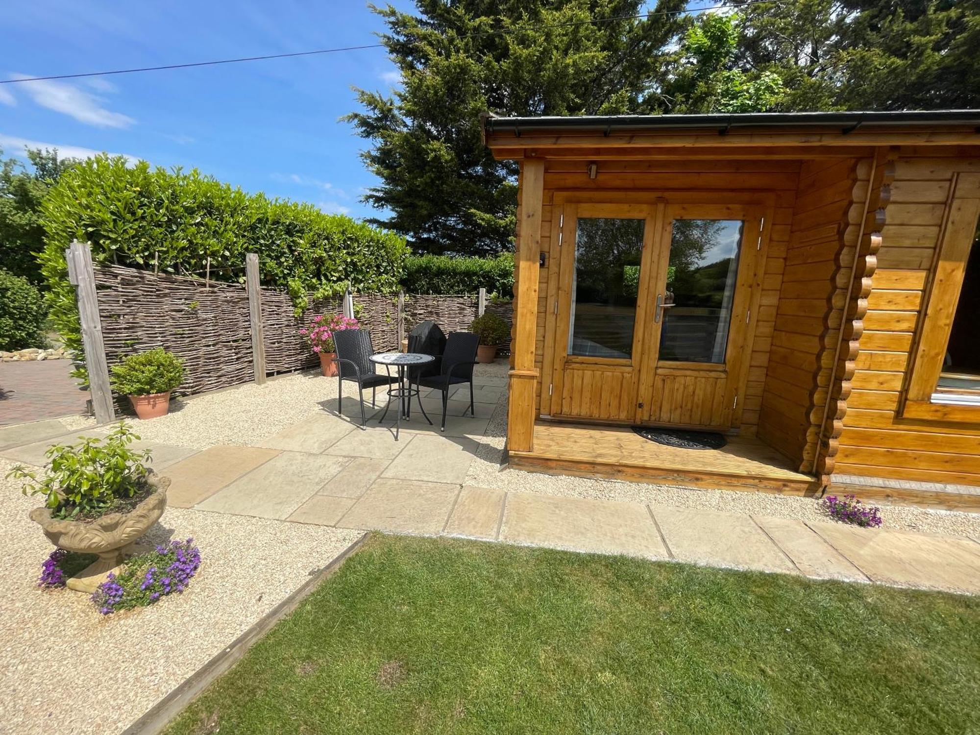Keepers Lodges Broadway (Worcestershire) Exterior foto